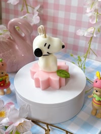 Image 1 of Sakura Snoop Candle