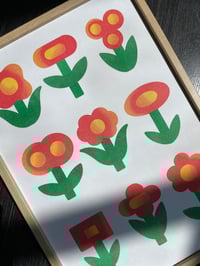 Image 4 of Les Fleurs