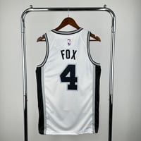 Image 2 of San Antonio Spurs Away