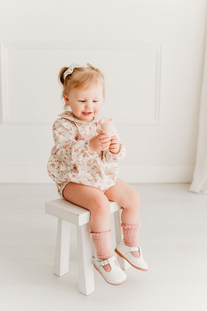 Image of Milestone Mini Session {Studio}