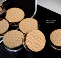 Image 2 of Long Lasting Oil-control MineralPearl Finishing Contour, Loose Powder, by pudaier