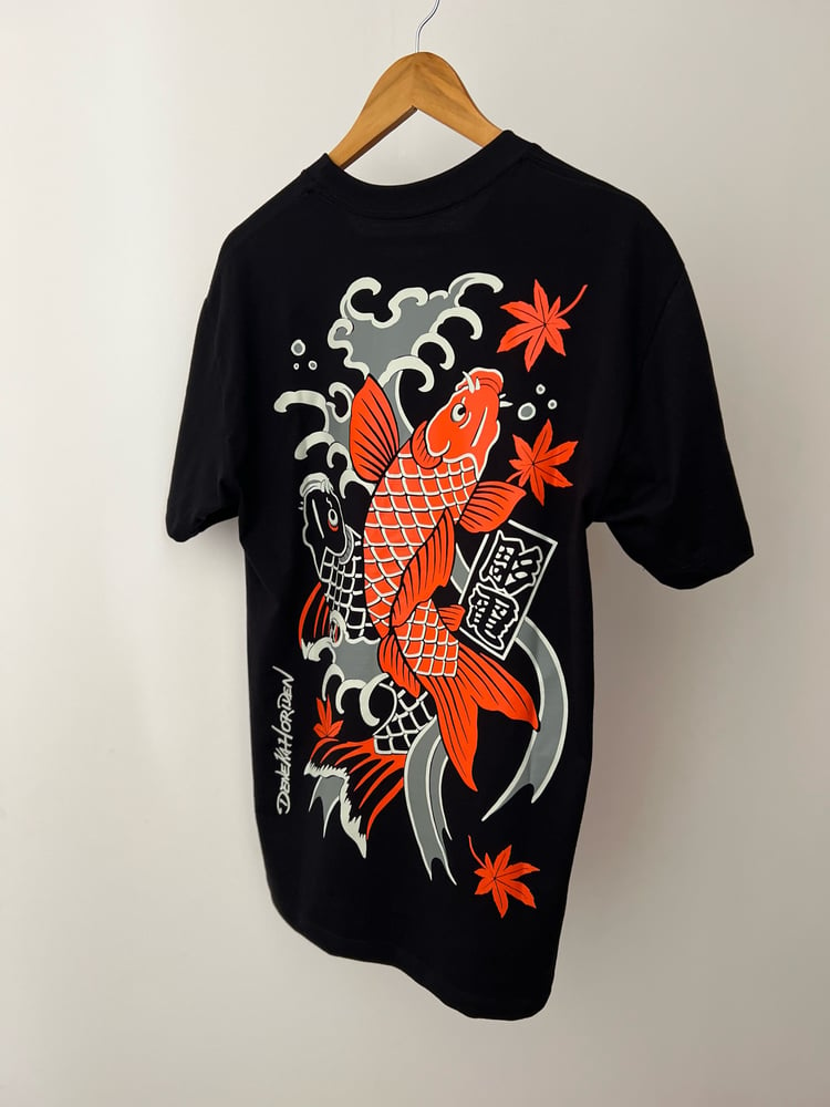 Image of KOIS TO MOMIJI T-SHIRT