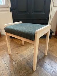 Image 2 of Stoffhocker