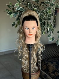 Image 1 of La chilindrina 🤣