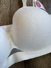 Image 3 of NWT white Cacique bra 
