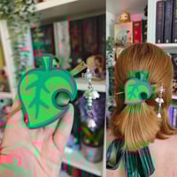 Image 1 of Horquilla Hoja Animal Crossing