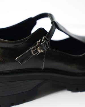 P METAL BEIGE MARY J