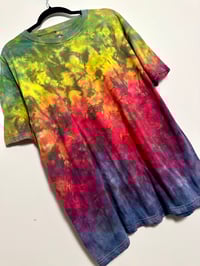 Image 1 of XL - AUTUMN LEAVES TEE