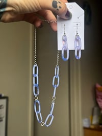 Pixie CFL Glass Choker