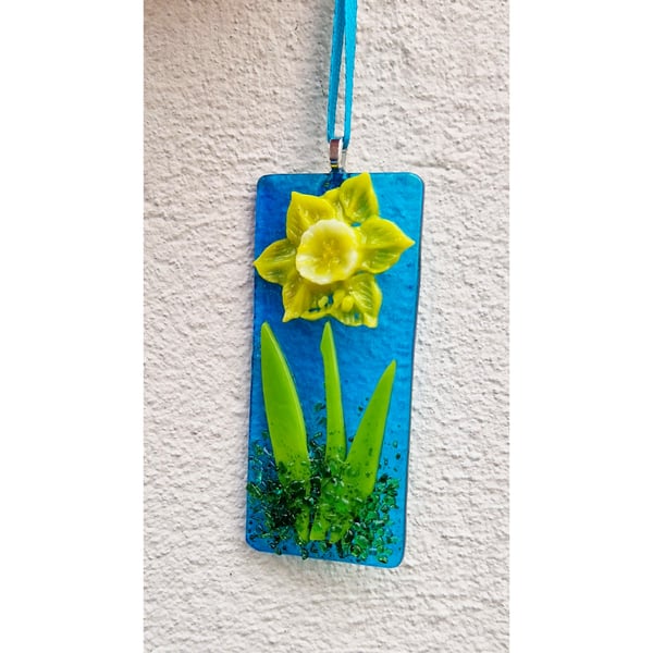 Image of Turquoise Daffodil Hanger