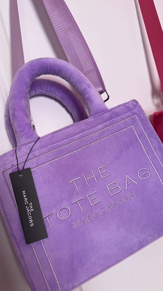 Image of Cozy MJ tote bags
