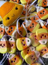 Image 2 of Candy corn 