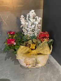 Image 5 of Christmas planter 
