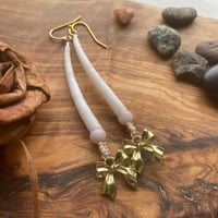 Image 2 of Large Dentalium with Rose Quartz and 14k plated Bows