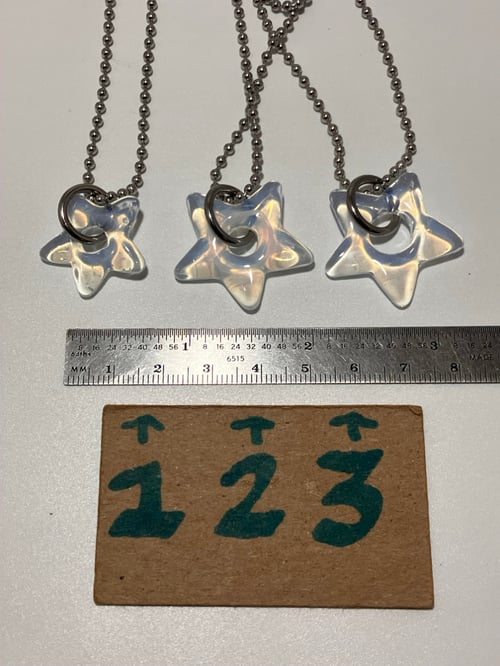 Image of opaline stars