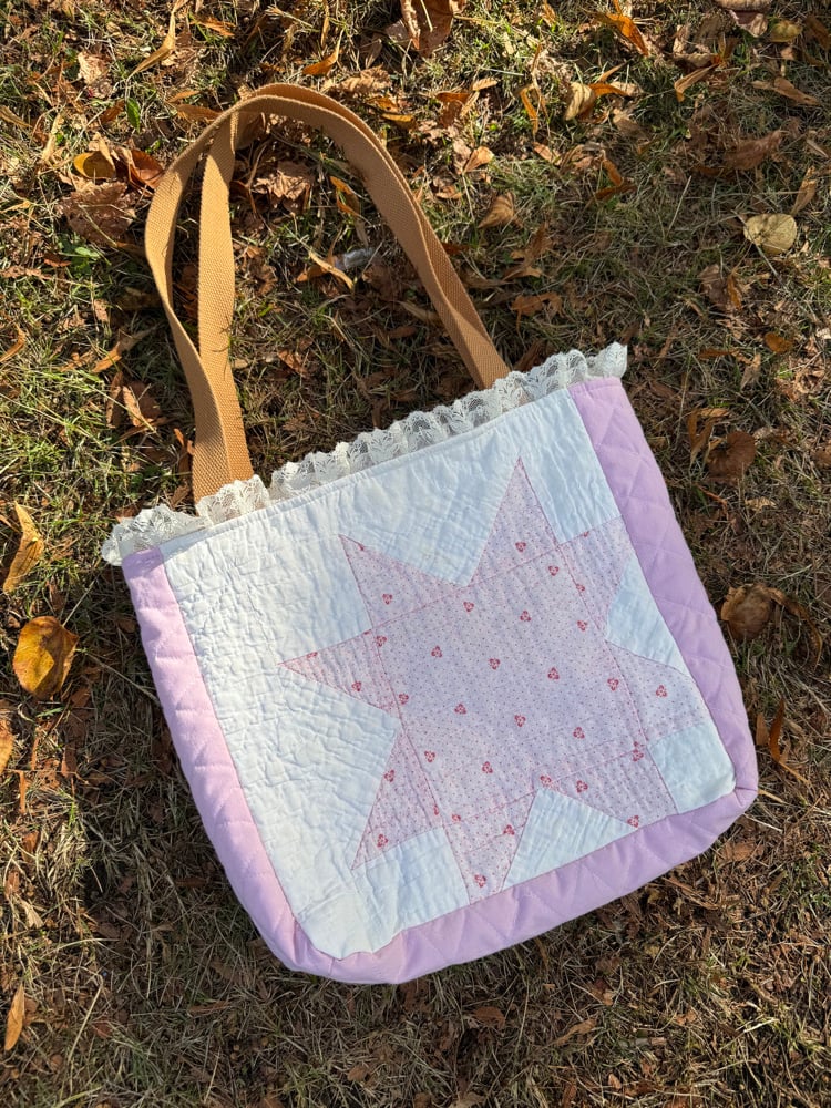 Image of Quilt Tote Bag — Baby Pink Sawtooth