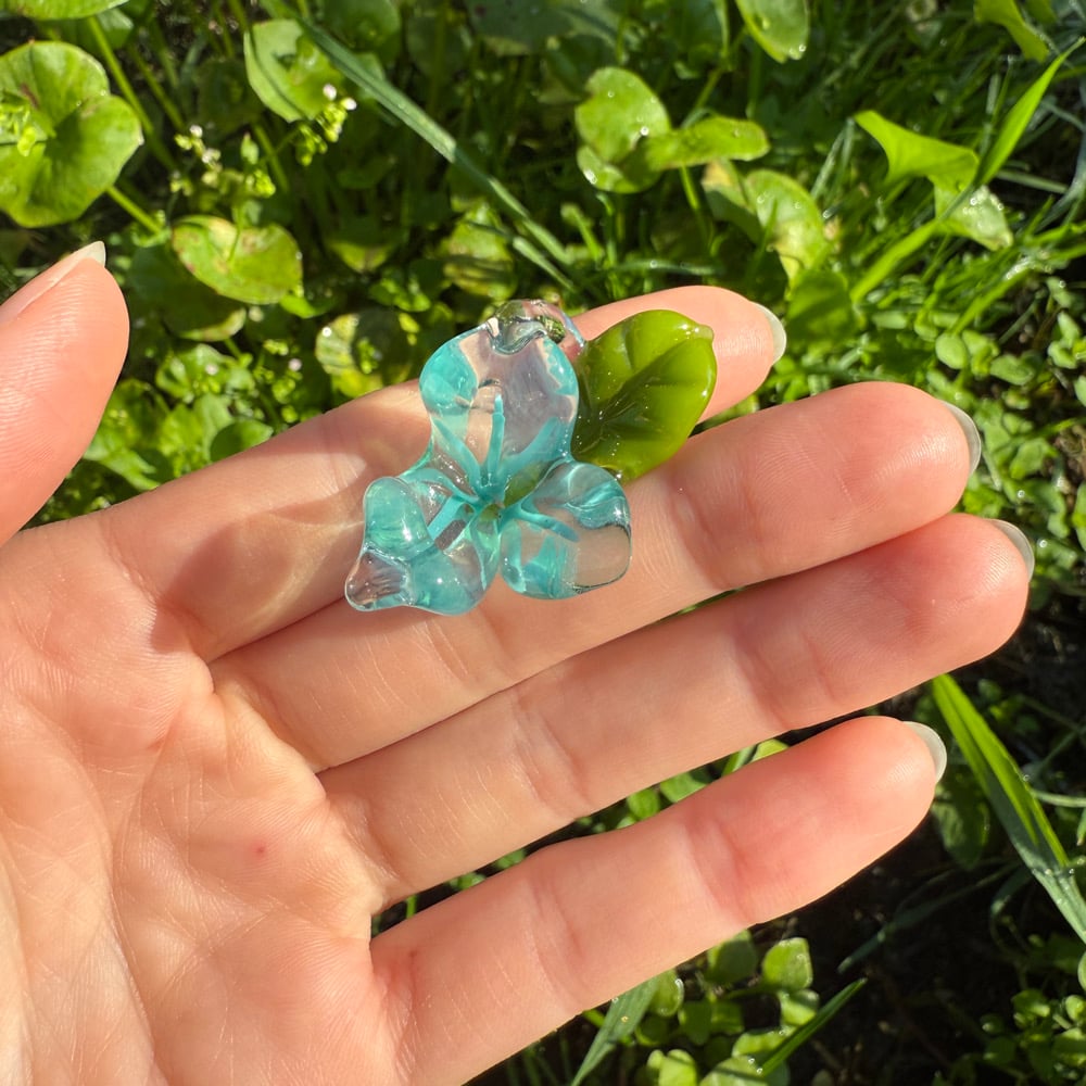Image of Three Petaled Flower Pendants 