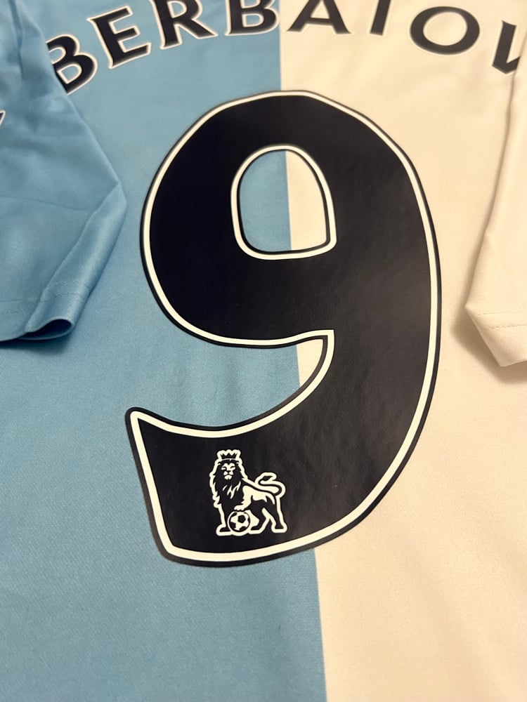 Image of Tottenham Hotspur “BERBATOV 9” 125 Yrs Anniversary Shirt + PL patches (XL)