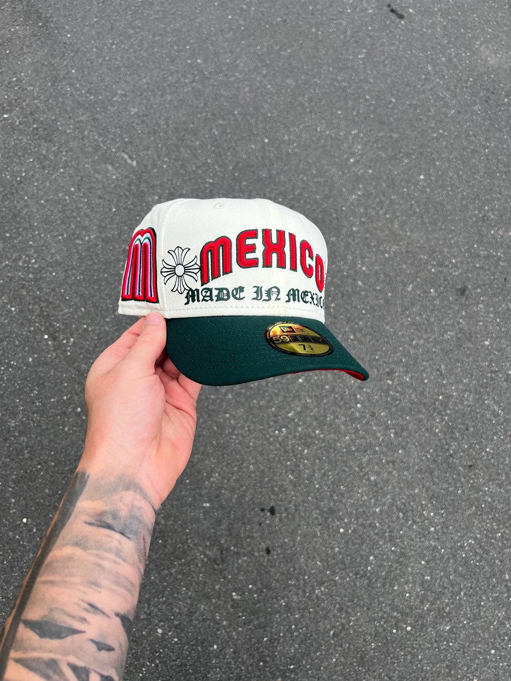 Image of RED BRIM  TRI TONE MEXICO SCRIPT CUSTOM FITTED CAP 