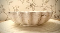 Image 3 of Daisy trinket bowl