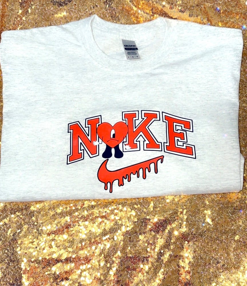 Image of Nike unisex tshirt