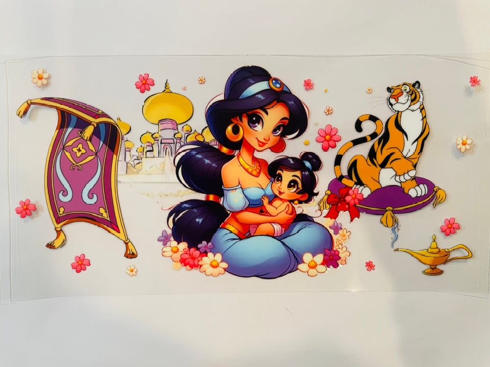 Image of Princess Jasmine w/ her little