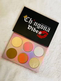 Chingona Vibes Contour Highlighter Blush Palette
