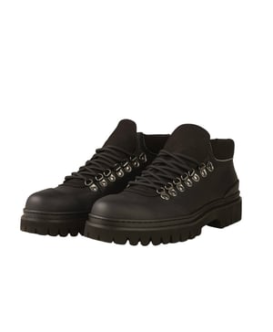 Men Lychee Nylon Boots 