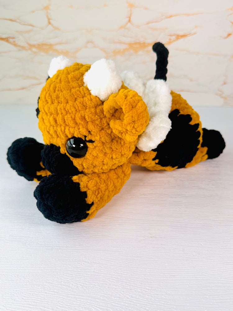 Image of Bee cuddle fairy cow