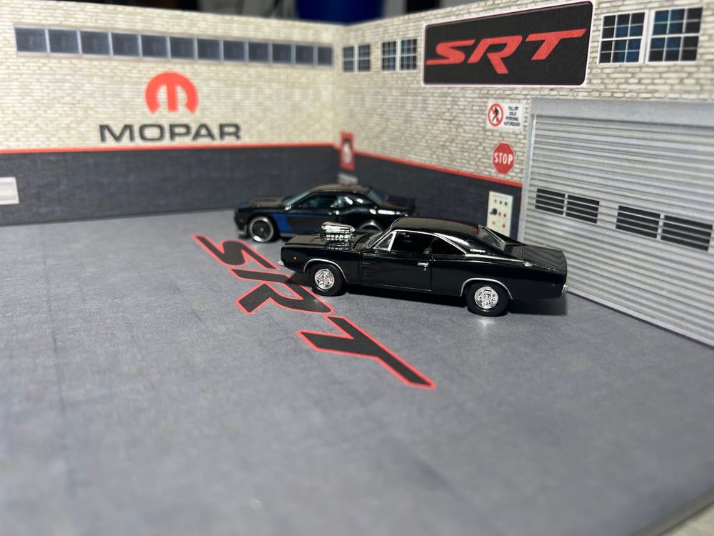 SRT GARAGE