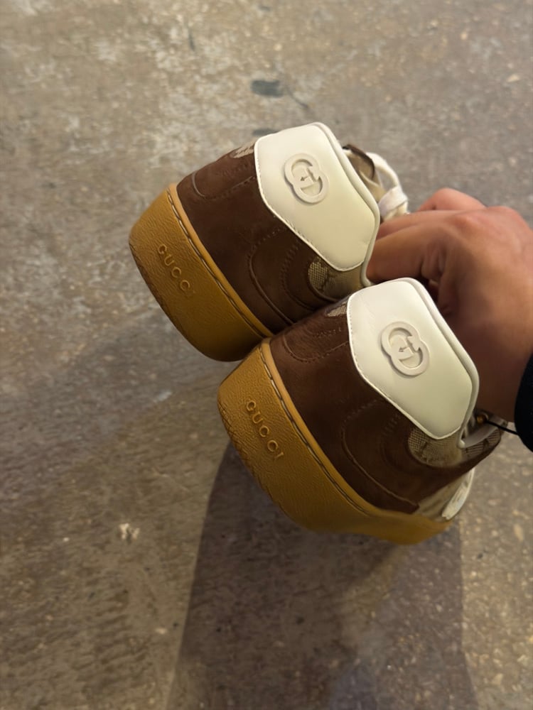 Image of Gucci G75 Brown Suede Sneaker