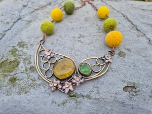 Yellow and green summer necklace 