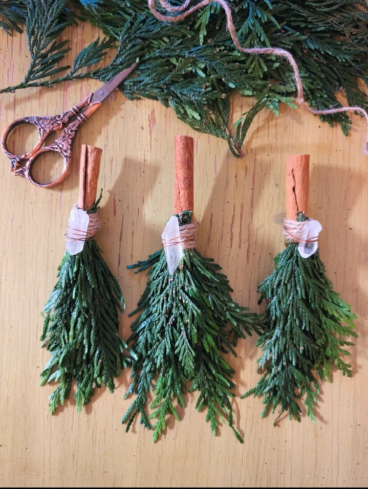 Image of Cedar Quartz Cinnamon Brooms