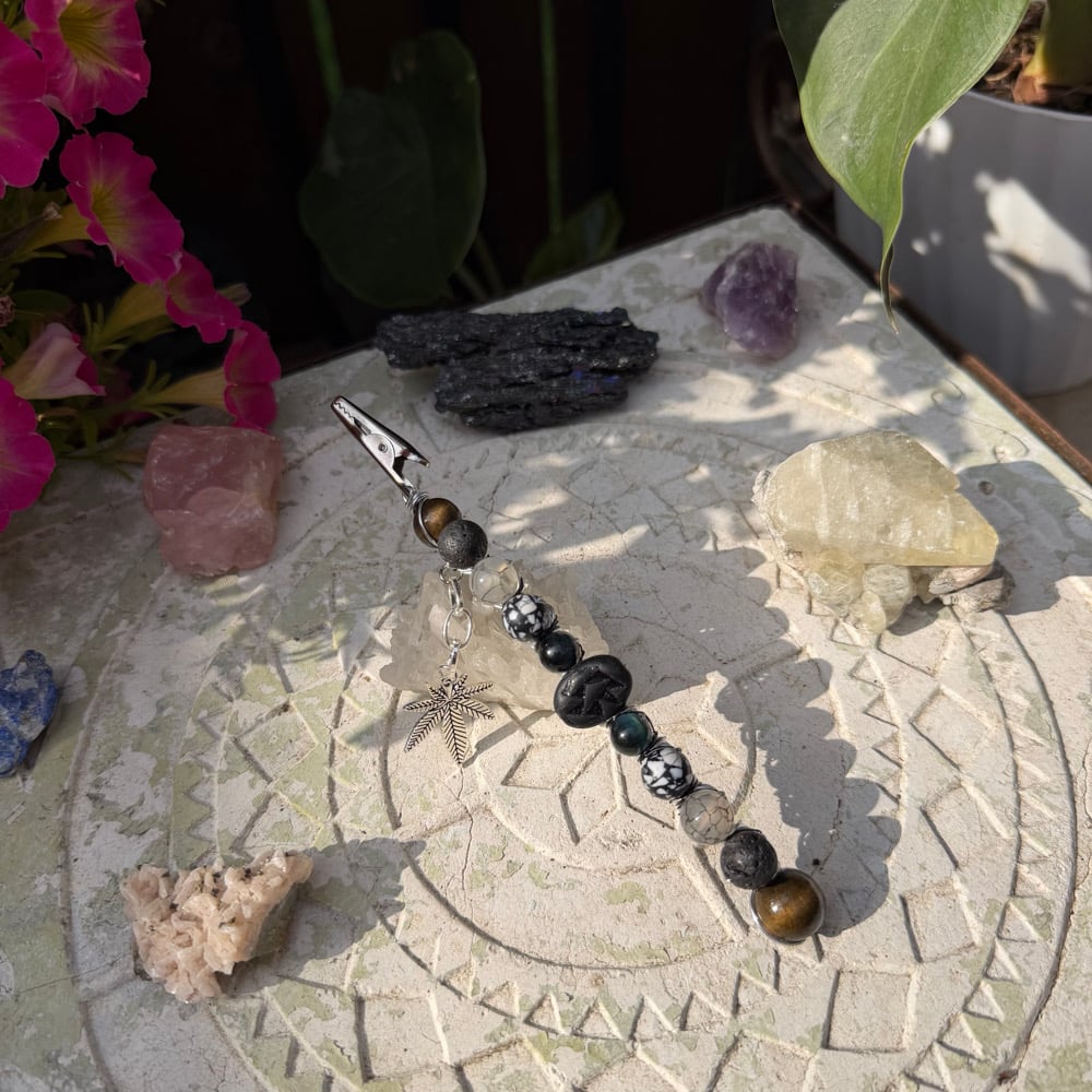 Image of midnight blazing roach clip