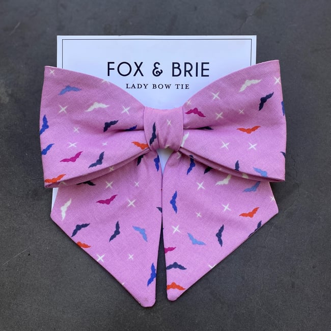 Pink Bats Bow