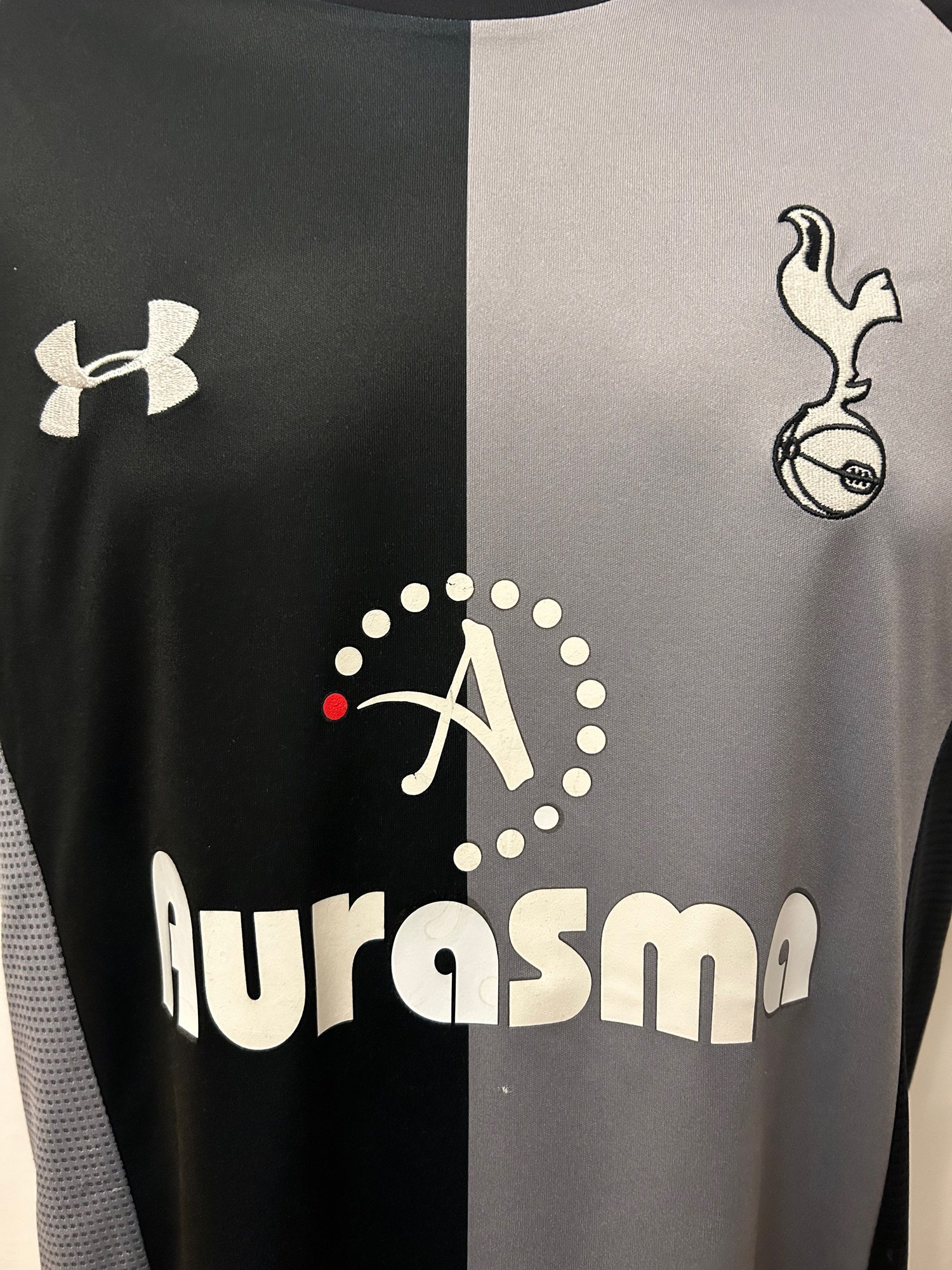 Image of Tottenham Hotspur “BALE 11” 2012/13 Third Shirt + patches (S)