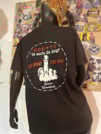 Image 1 of T-SHIRT - LA SECTE DU DOIGT 