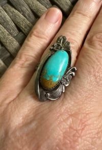 Image 1 of Vintage royston ring with flower detailing 