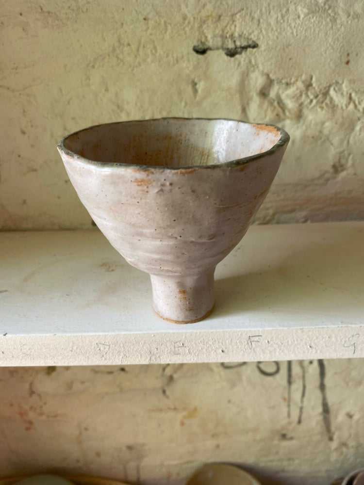 Deep footed bowl (sponged green top) Image 3