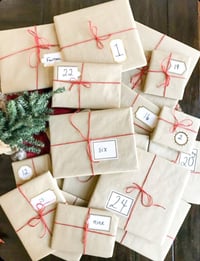 Bookish mystery calendar (‼️PLEASE READ ENTIRE DESCRIPTION)