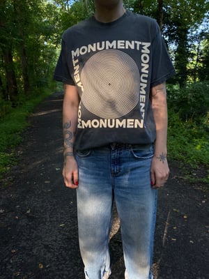 MONUMENT ‘ZONE’ T 