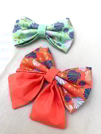 Image 3 of Palms and Shells Bow Tie / Sailor Bow