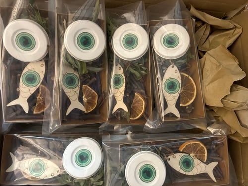 Image of Fish and chips, onion ring and mushy peas (FAKEAWAY RANGE)