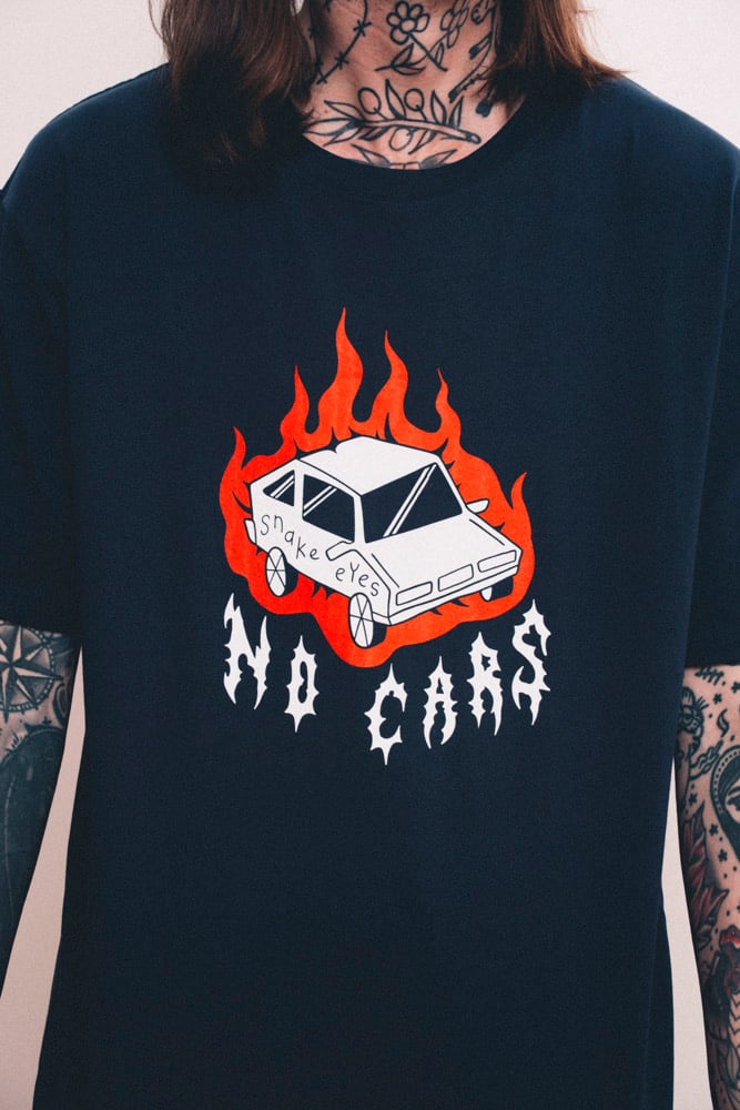 ‘no cars’ t-shirt