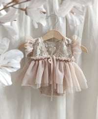 Image 2 of Newborn photo session body-dress | Rosalie | neutral beige