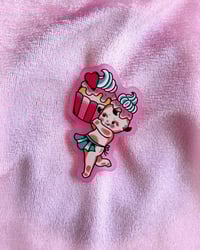 Image 1 of Cupcake Pin