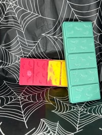 Image 2 of Bats Snap Bar