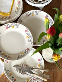 Image 4 of Assiette Années 50