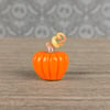 Pumpkin Trinket: Lava w/Tan Stem