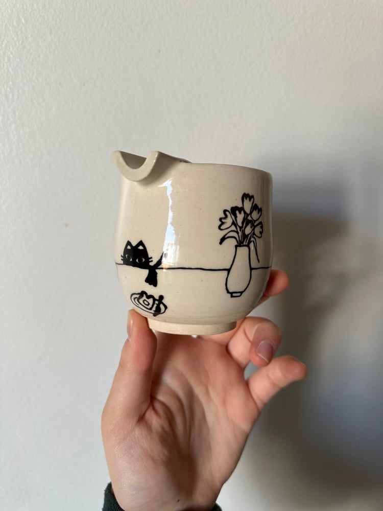 Image of Girl at Home Ash Cup